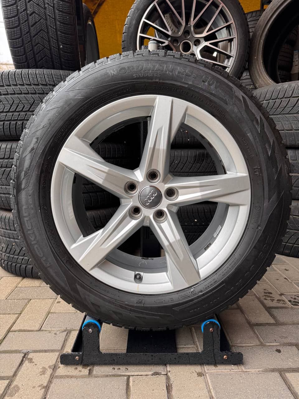 235/60 R18 Roti Audi Q5 Nokian tyres - Комплект Диски/Шины Ауди Q5