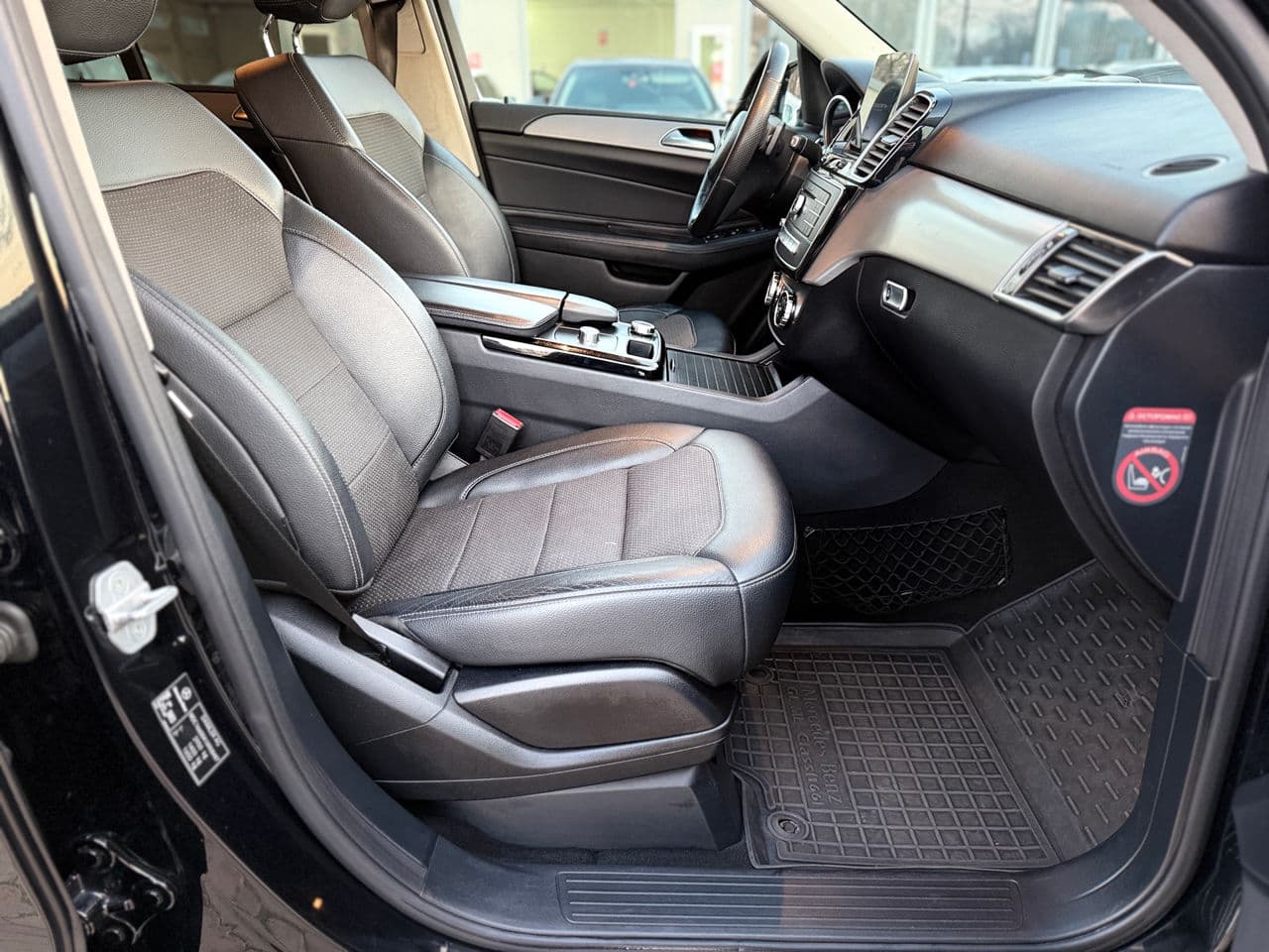 Mercedes GLE 250 2017 — Миниатюра 15