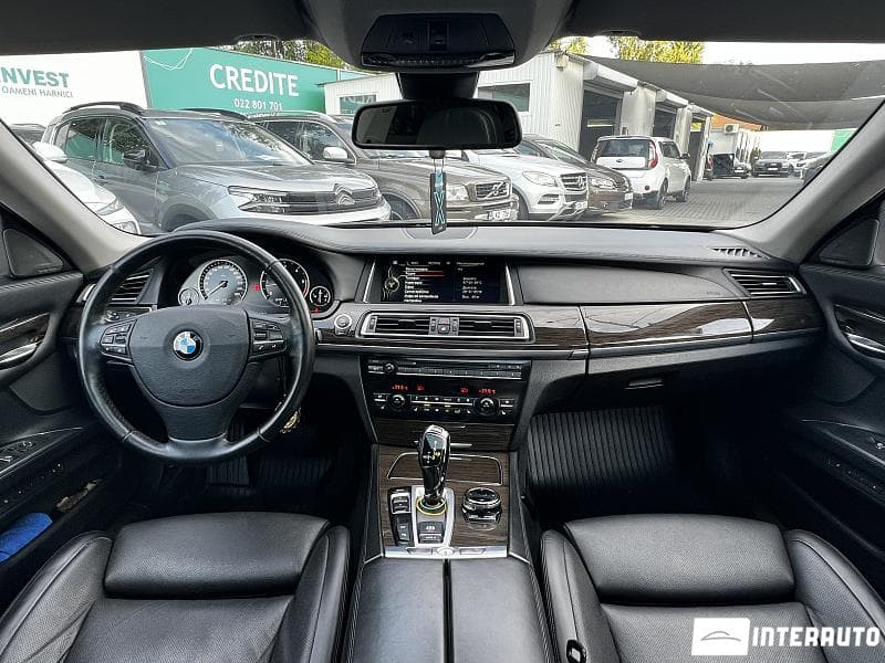 2014 BMW 730 — Miniatură 10