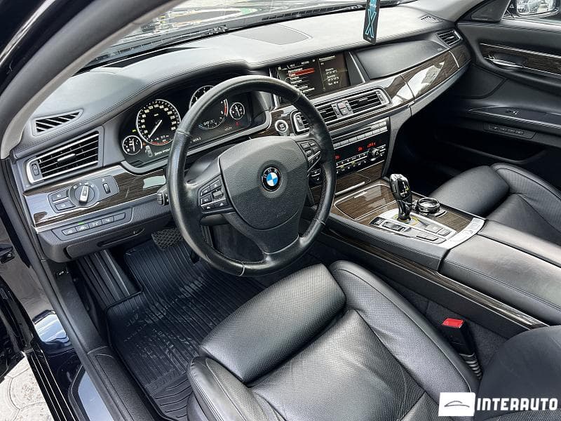 2014 BMW 730 — Miniatură 5