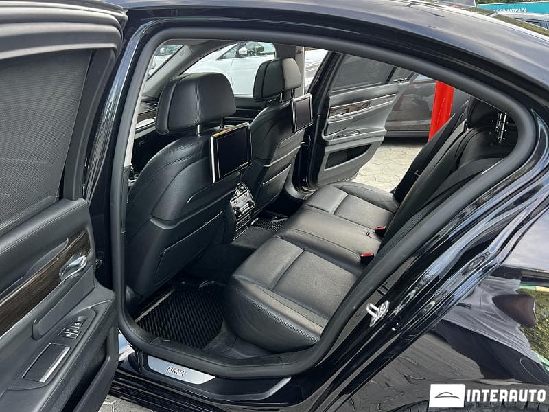 2014 BMW 730 — Miniatură 8
