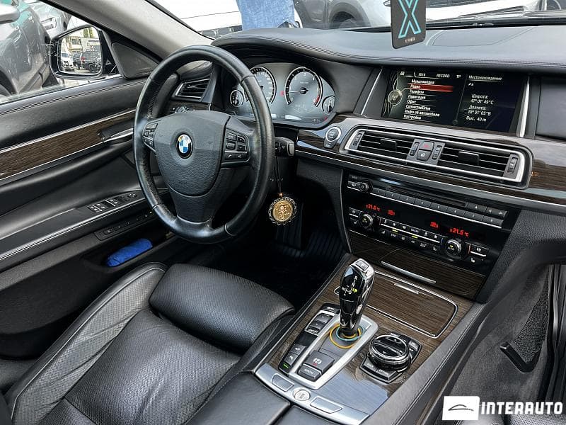 2014 BMW 730 — Miniatură 6
