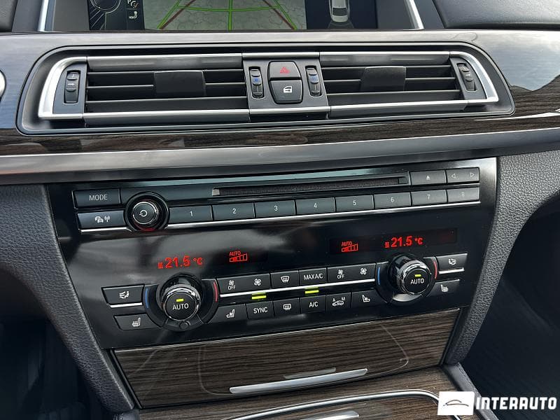2014 BMW 730 — Miniatură 15