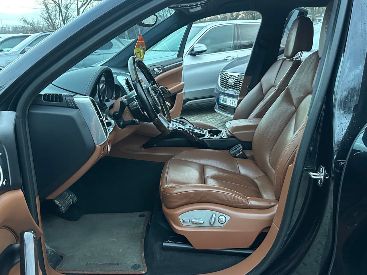 Porsche Cayenne S 2015 — Миниатюра 5