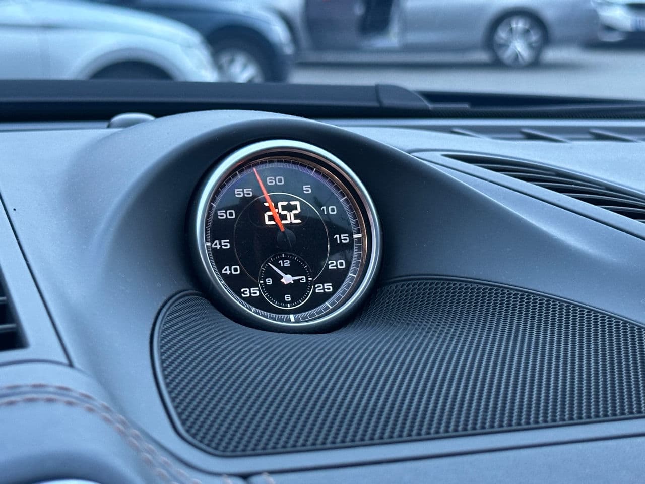 Porsche Cayenne S 2015 — Миниатюра 9
