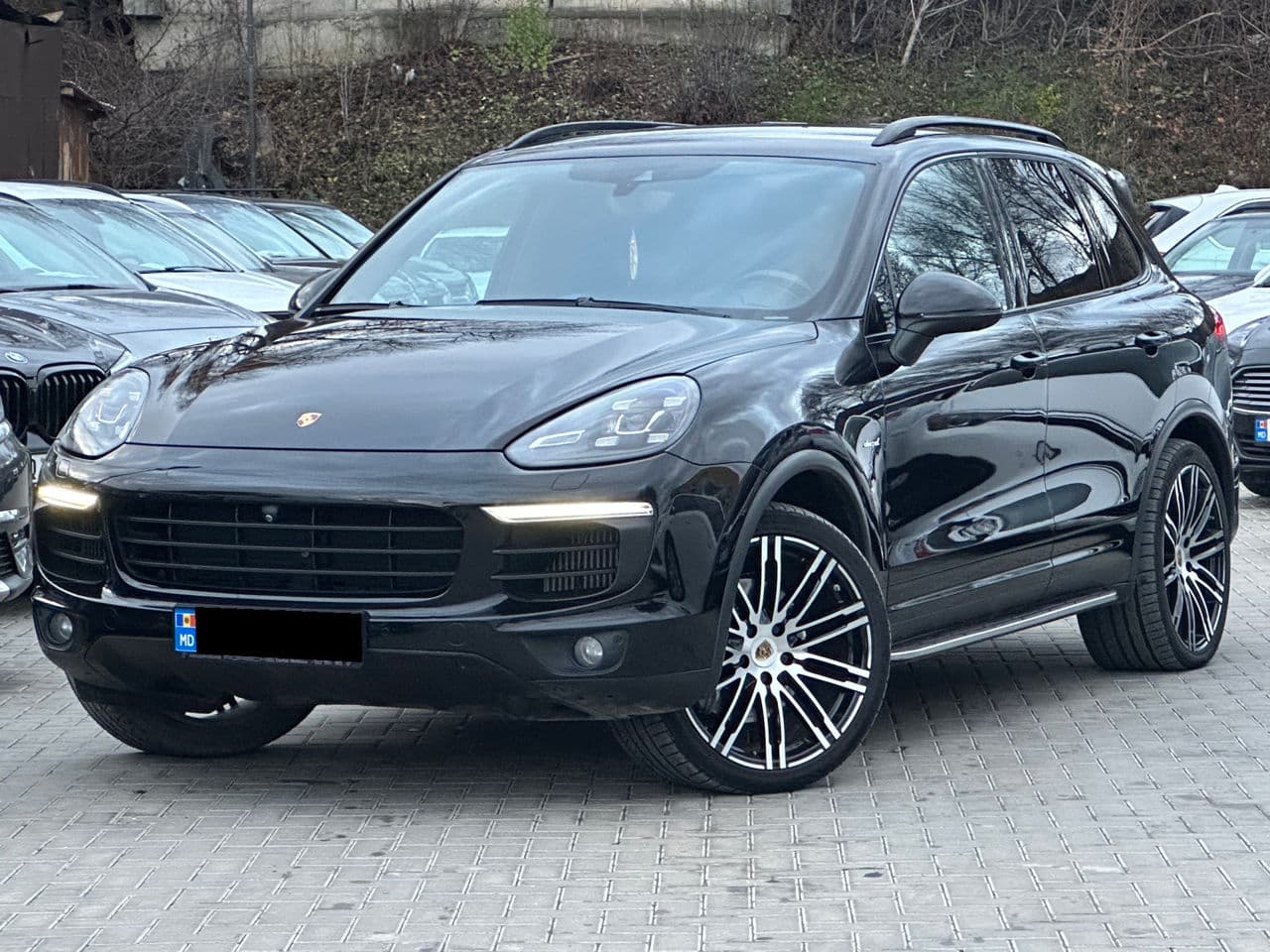 Porsche Cayenne S 2015 — Миниатюра 2