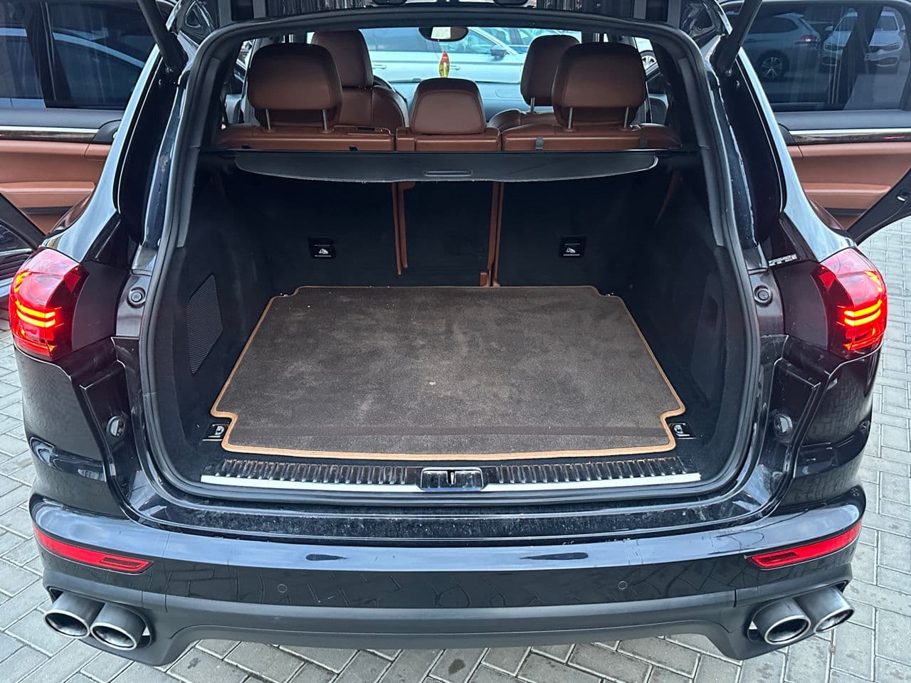 Porsche Cayenne S 2015 — Миниатюра 26