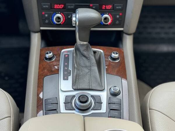 2013 Audi Q7 — Miniatură 14