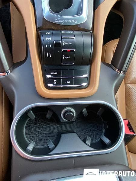 Porsche Cayenne 2012 — Миниатюра 14
