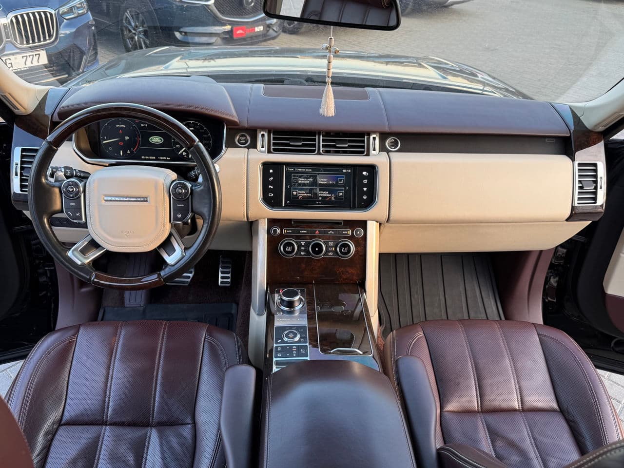 Land Rover Range Rover Vogue 2015 — Миниатюра 6