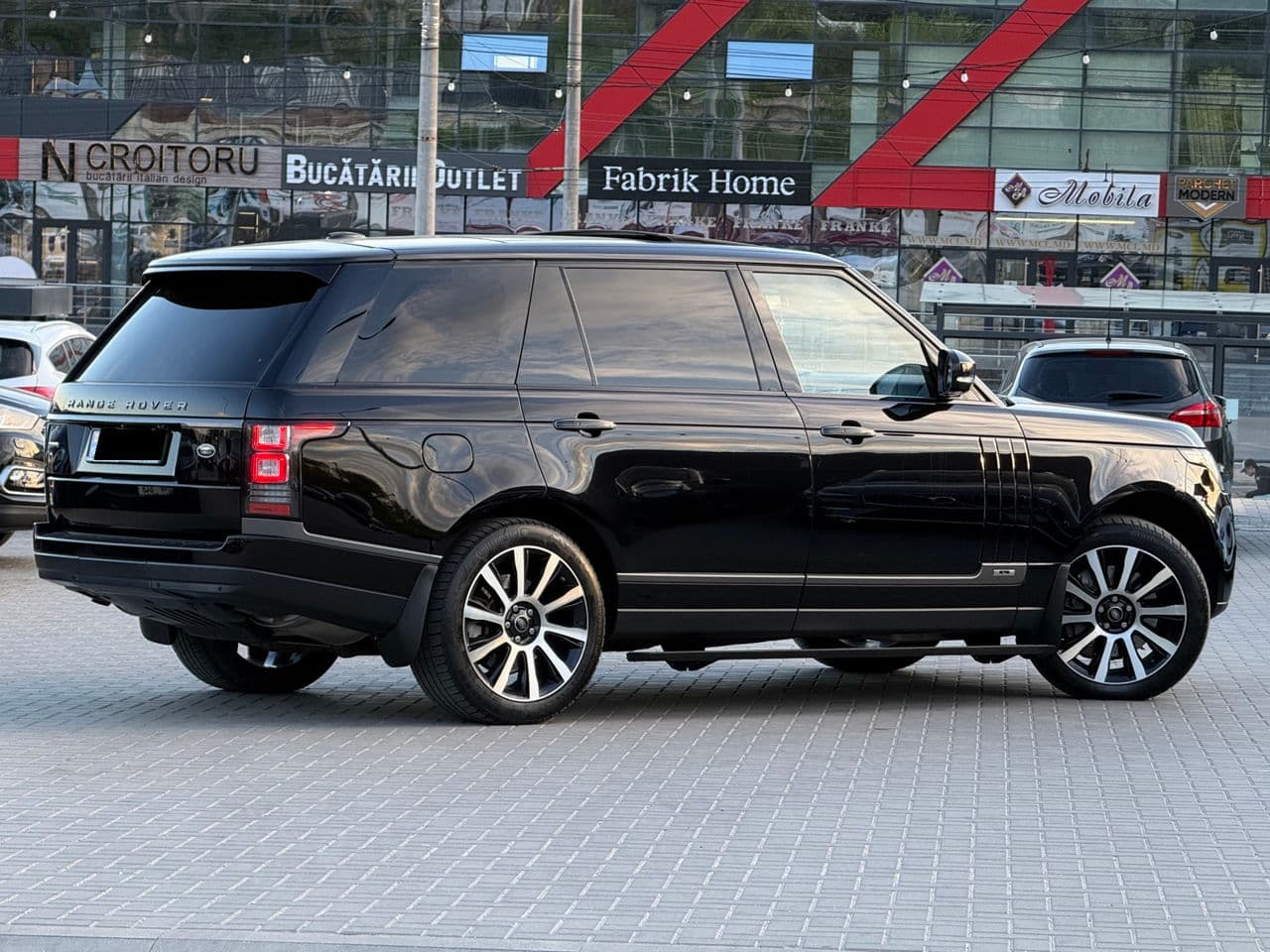 Land Rover Range Rover Vogue 2015 — Миниатюра 3