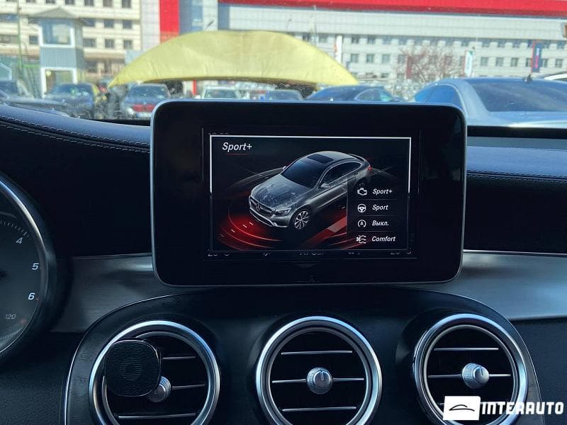 2018 Mercedes GLC 250d Coupe — Miniatură 13