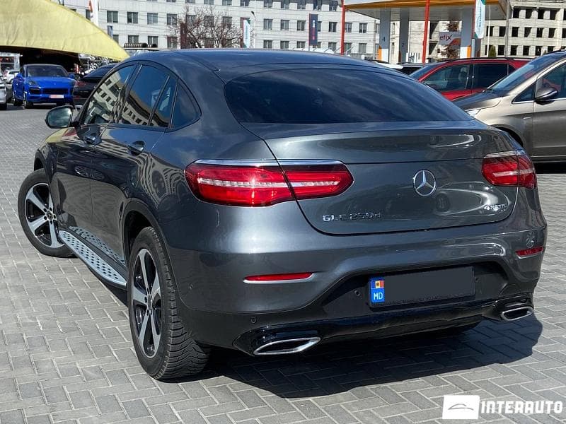 2018 Mercedes GLC 250d Coupe — Miniatură 2