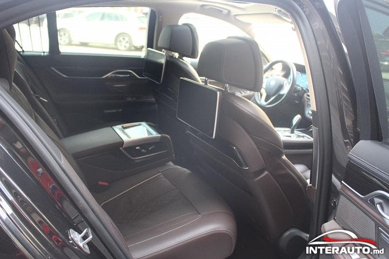 BMW 740e 2017 — Миниатюра 16