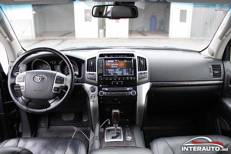 Toyota Land Cruiser 2012 — Миниатюра 7