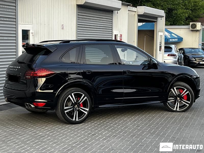 2013 Porsche Cayenne Turbo S — Miniatură 2