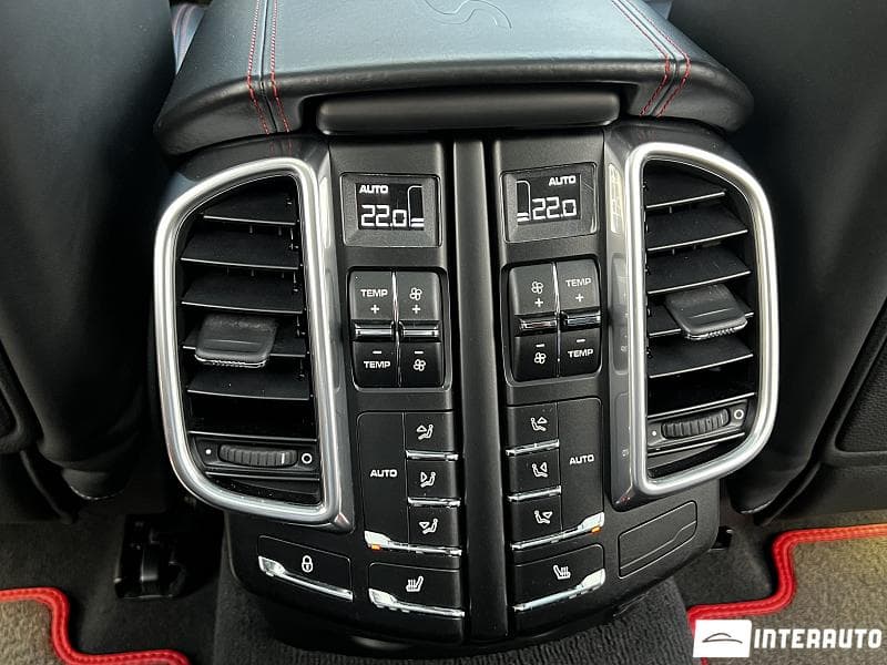 2013 Porsche Cayenne Turbo S — Miniatură 16