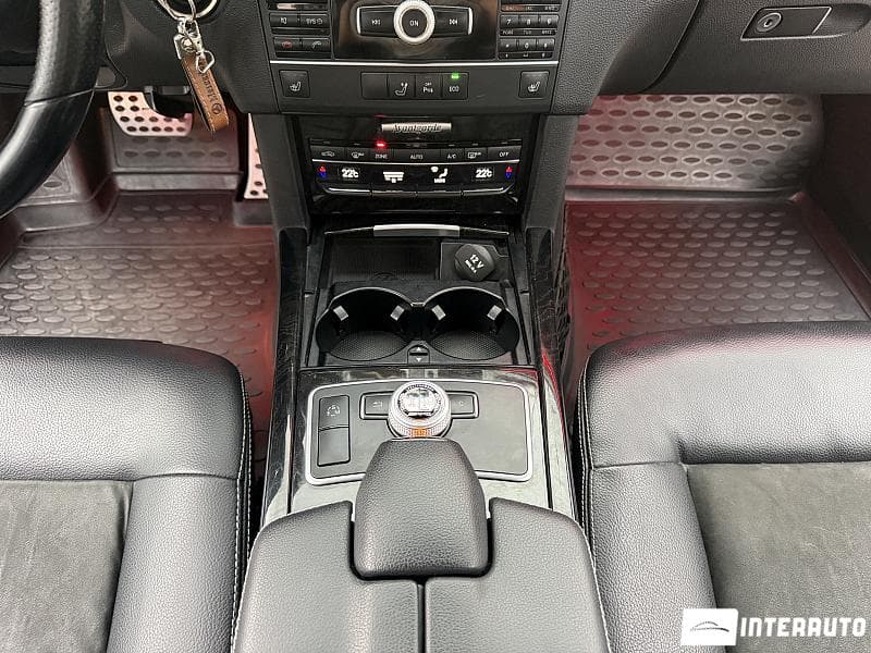 Mercedes E 220 2012 — Миниатюра 13
