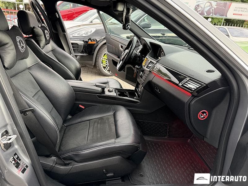 Mercedes E 220 2012 — Миниатюра 6