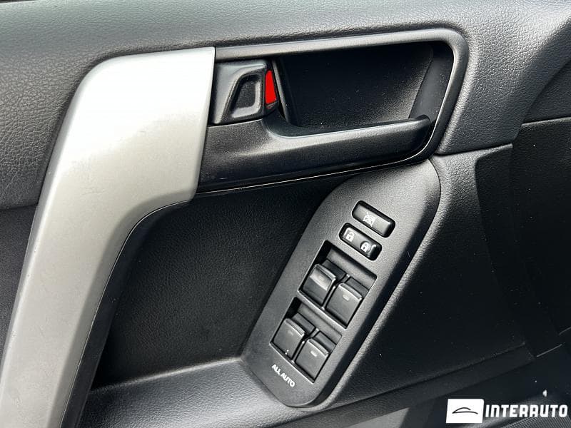 2014 Toyota Land Cruiser Prado — Miniatură 10