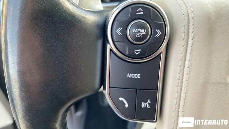 Land Rover Range Rover Vogue 2015 — Миниатюра 9