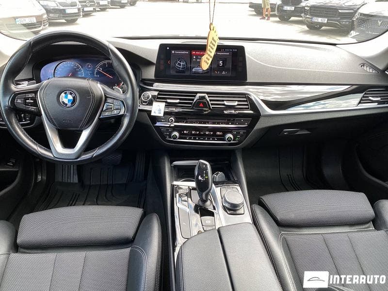 2017 BMW 520 — Miniatură 7