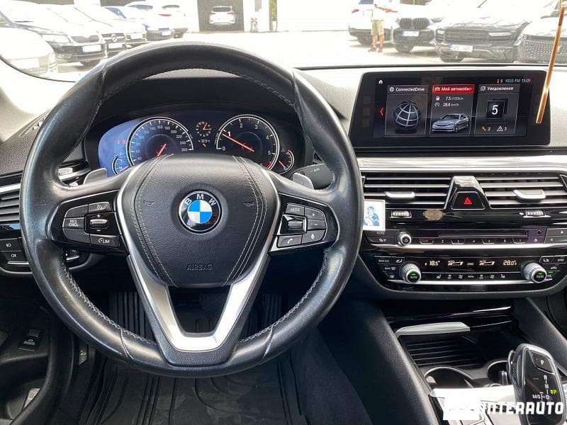 2017 BMW 520 — Miniatură 8
