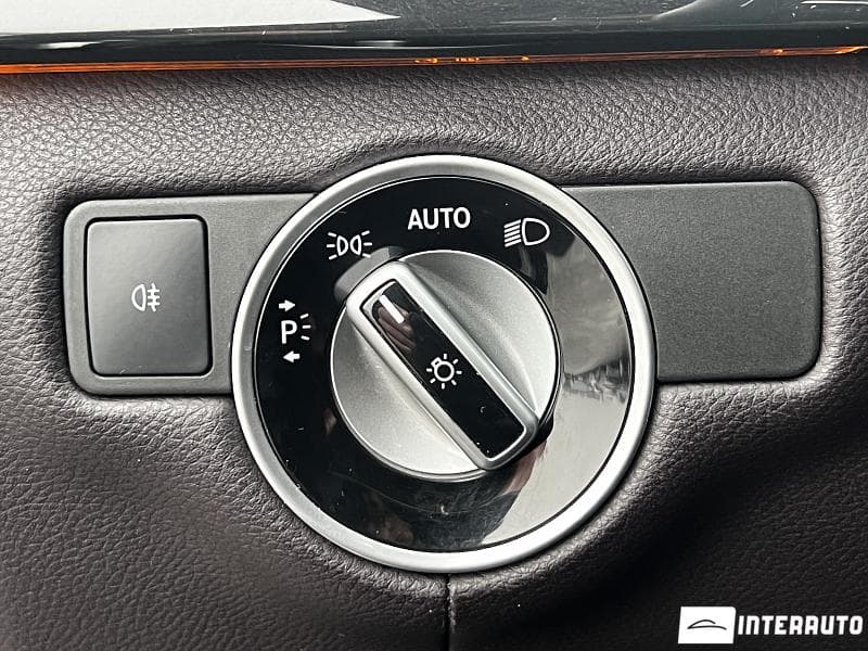 Mercedes CLS 350 2012 — Миниатюра 16