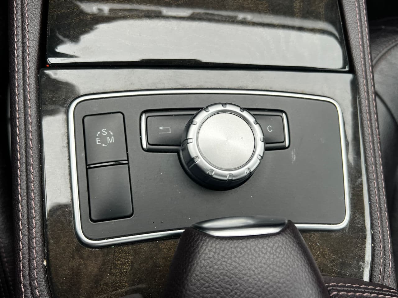 Mercedes CLS 350 2012 — Миниатюра 12