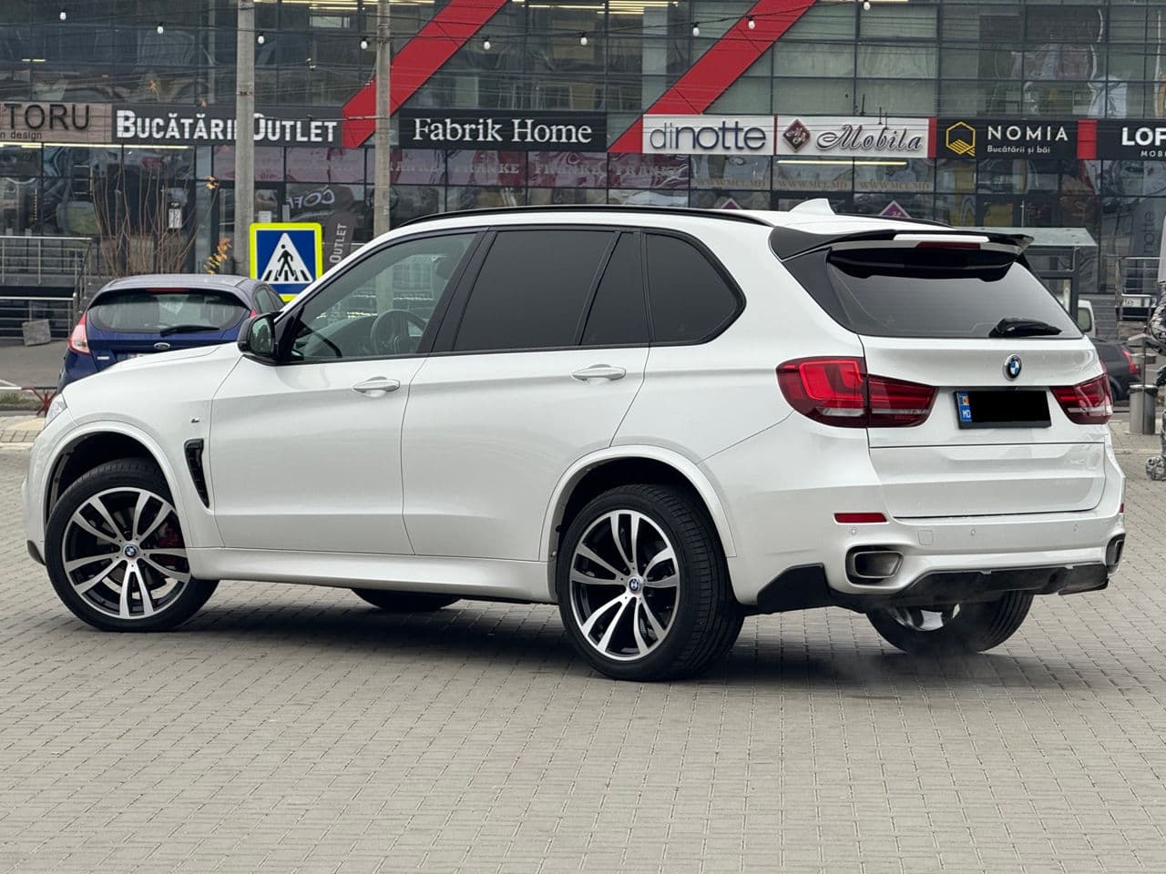 BMW X5 2.5D 2015 — Миниатюра 4