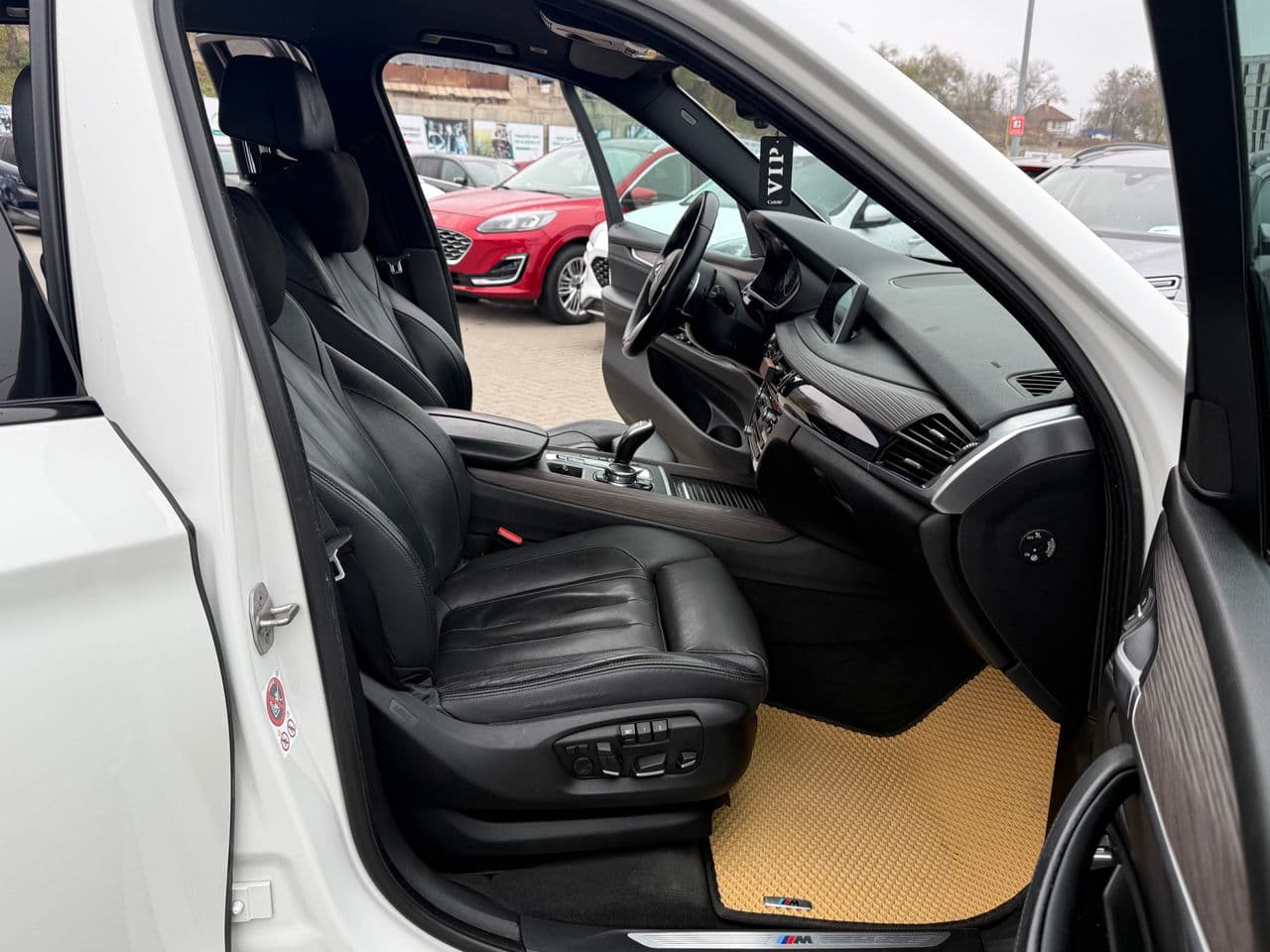BMW X5 2.5D 2015 — Миниатюра 15