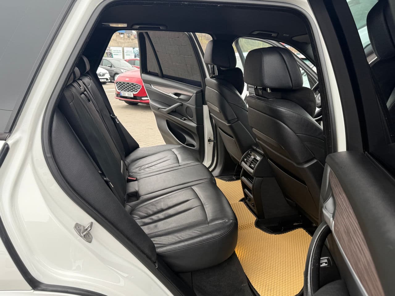 BMW X5 2.5D 2015 — Миниатюра 14