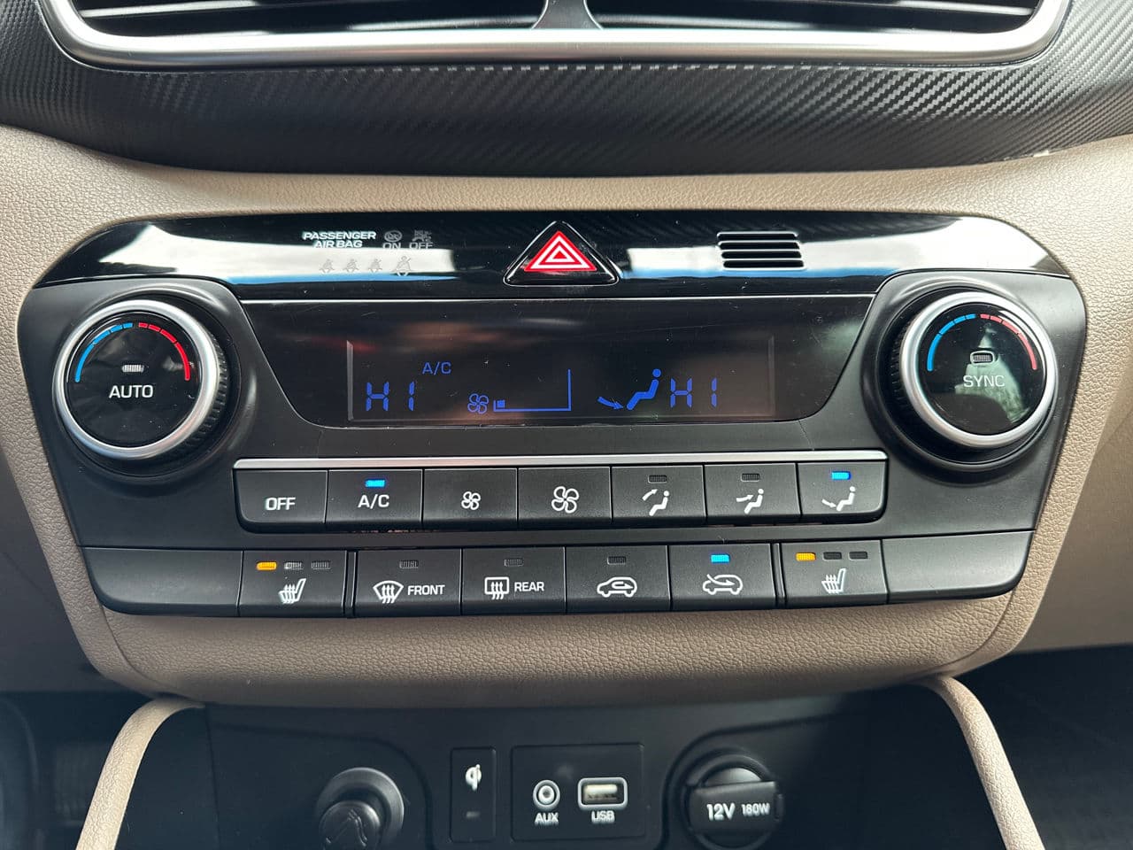 Hyundai Tucson 2018 — Миниатюра 12