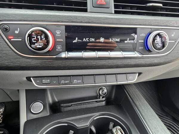 2017 Audi A4 — Miniatură 11