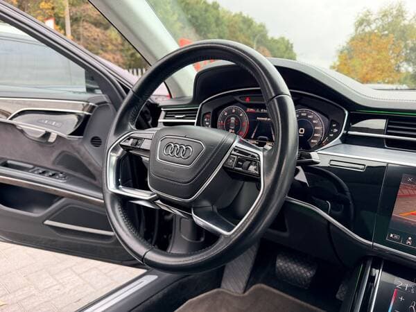 2017 Audi A8 — Miniatură 9