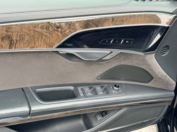 2017 Audi A8 — Miniatură 15