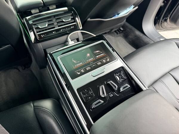 2017 Audi A8 — Miniatură 19