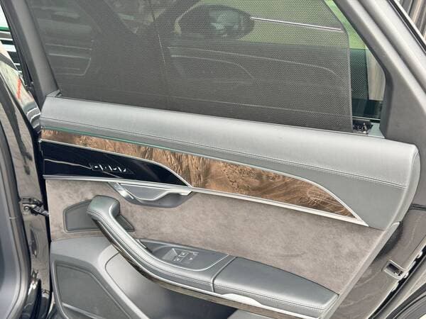 2017 Audi A8 — Miniatură 20