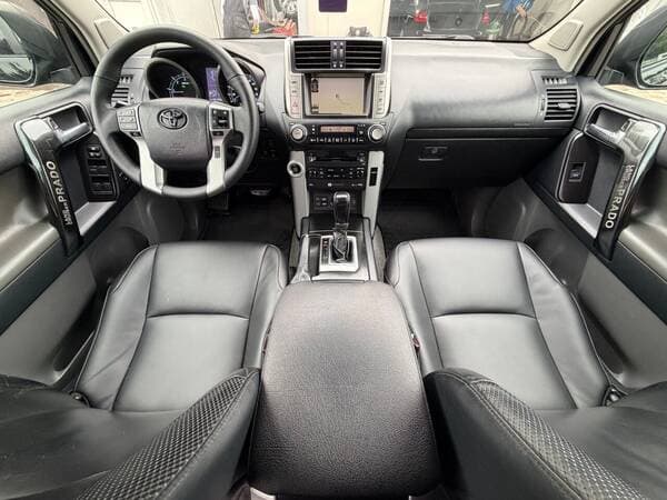 Toyota Land Cruiser Prado 2010 — Миниатюра 5