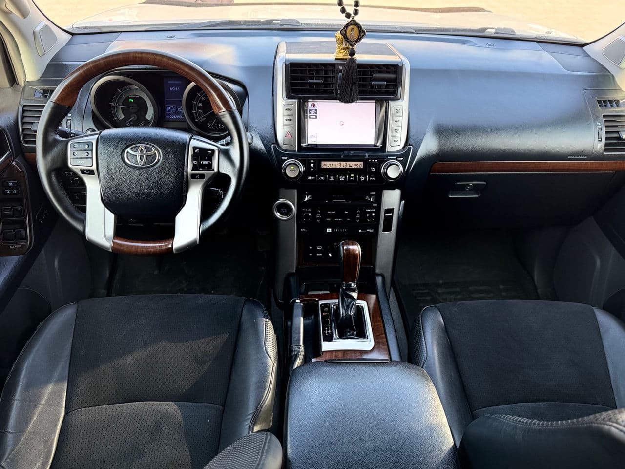 Toyota Land Cruiser Prado 2013 — Миниатюра 8