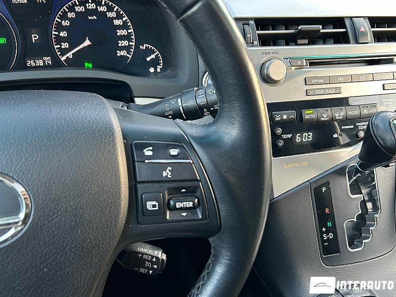 2010 Lexus RX 450h — Miniatură 11