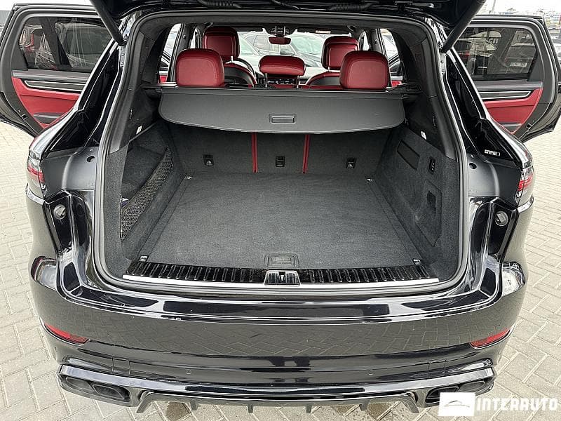 Porsche Cayenne Turbo 2019 — Миниатюра 25