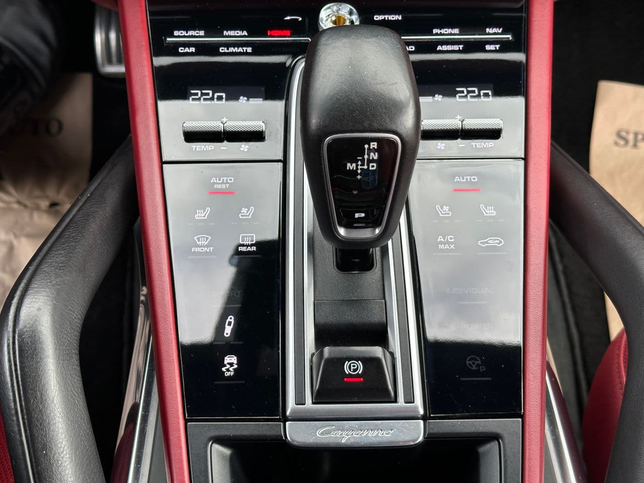 Porsche Cayenne Turbo 2019 — Миниатюра 13
