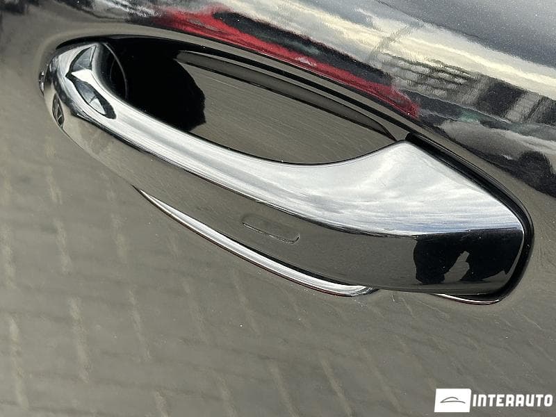 Porsche Cayenne Turbo 2019 — Миниатюра 19
