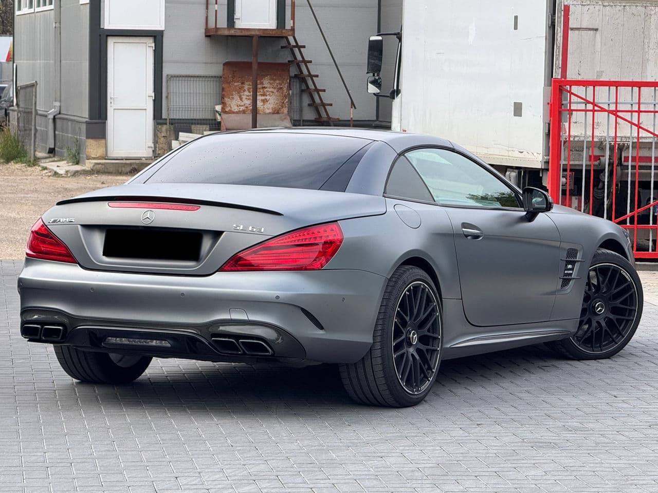 Mercedes SL 63 AMG 2017 — Миниатюра 2