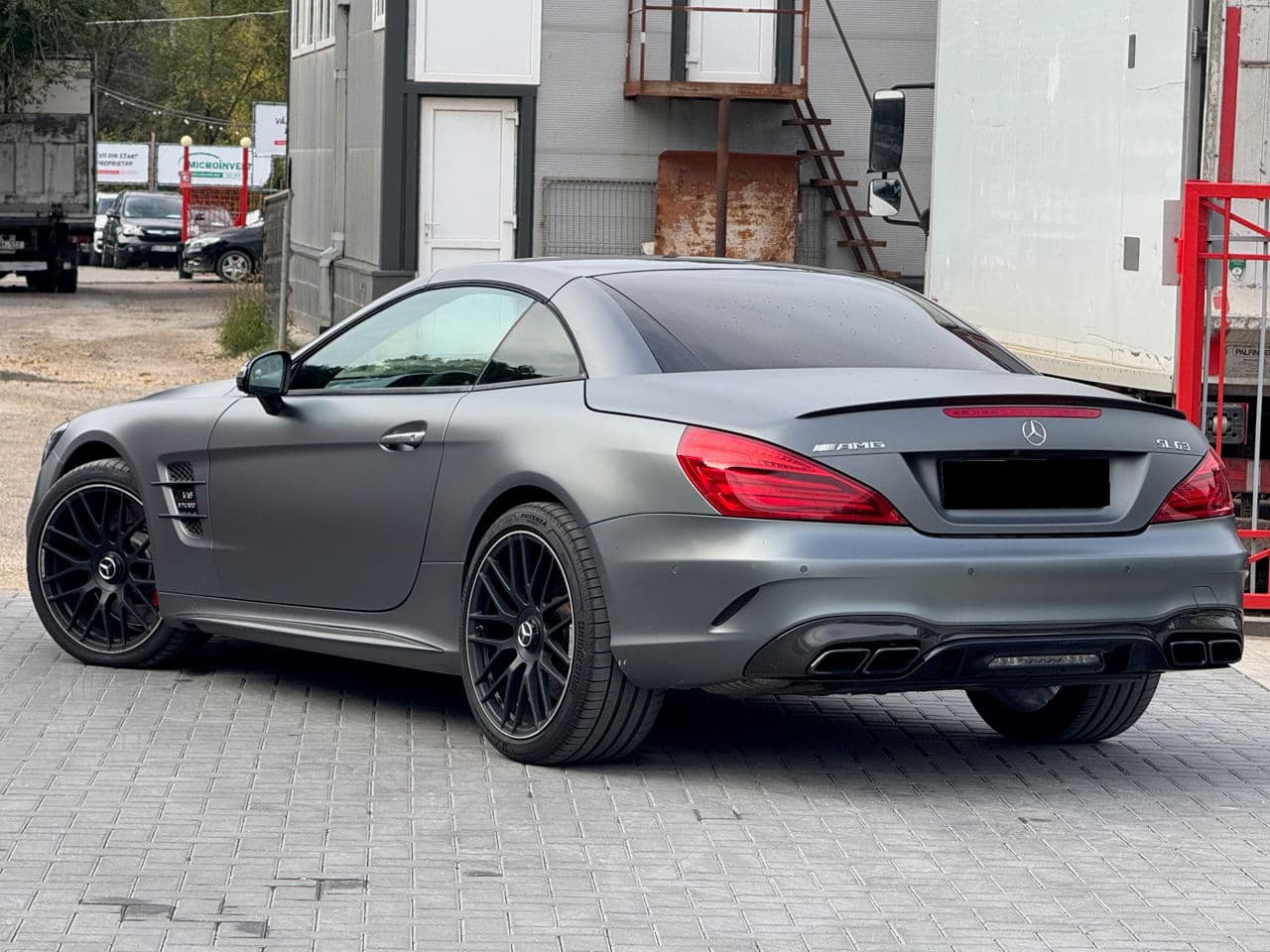 Mercedes SL 63 AMG 2017 — Миниатюра 4