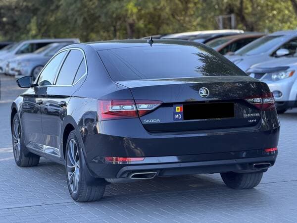 Skoda Superb 2017 — Миниатюра 3
