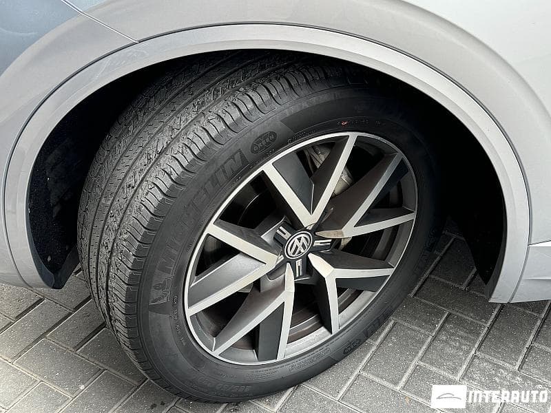 2018 Volkswagen Touareg — Miniatură 24