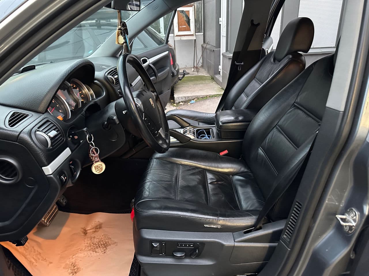 Porsche Cayenne S 2005 — Миниатюра 5