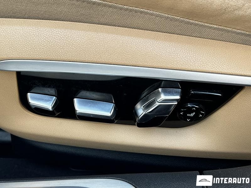 2015 BMW 740 — Miniatură 22